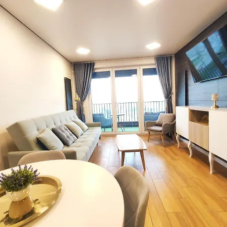 Zablocie 35 By Homeprime Lägenhet